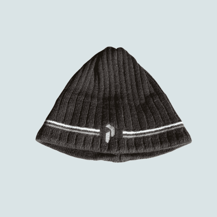 peak performance black beanie